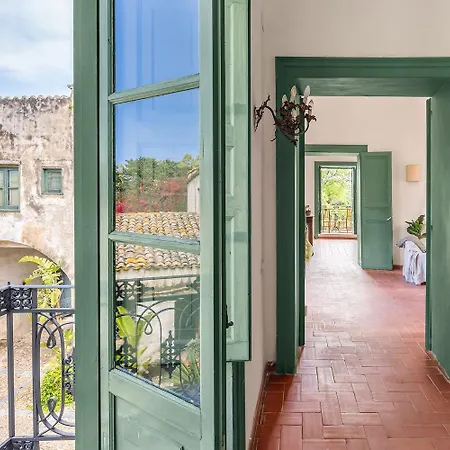 Semesterbostad Surrounded By Nature Overlooking The Sea - Cefalu Lascari