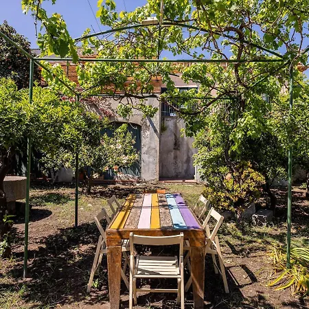 Surrounded By Nature Overlooking The Sea - Cefalu Semesterbostad