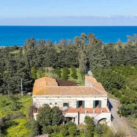 Semesterbostad Surrounded By Nature Overlooking The Sea - Cefalu Lascari