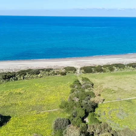 Semesterbostad Surrounded By Nature Overlooking The Sea - Cefalu Lascari