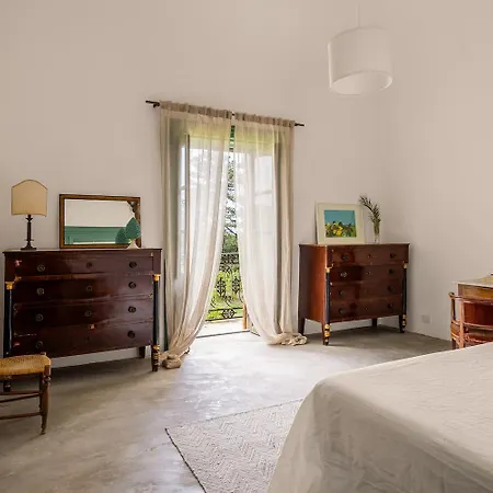 Surrounded By Nature Overlooking The Sea - Cefalu Semesterbostad